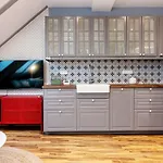 Attic Apartment On Waterfront / View / Netflix