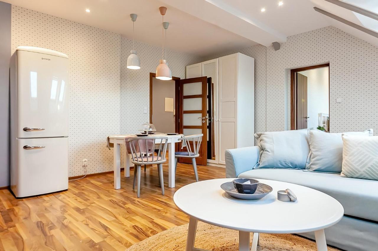 Attic On Waterfront / View / Netflix Appartement Praag