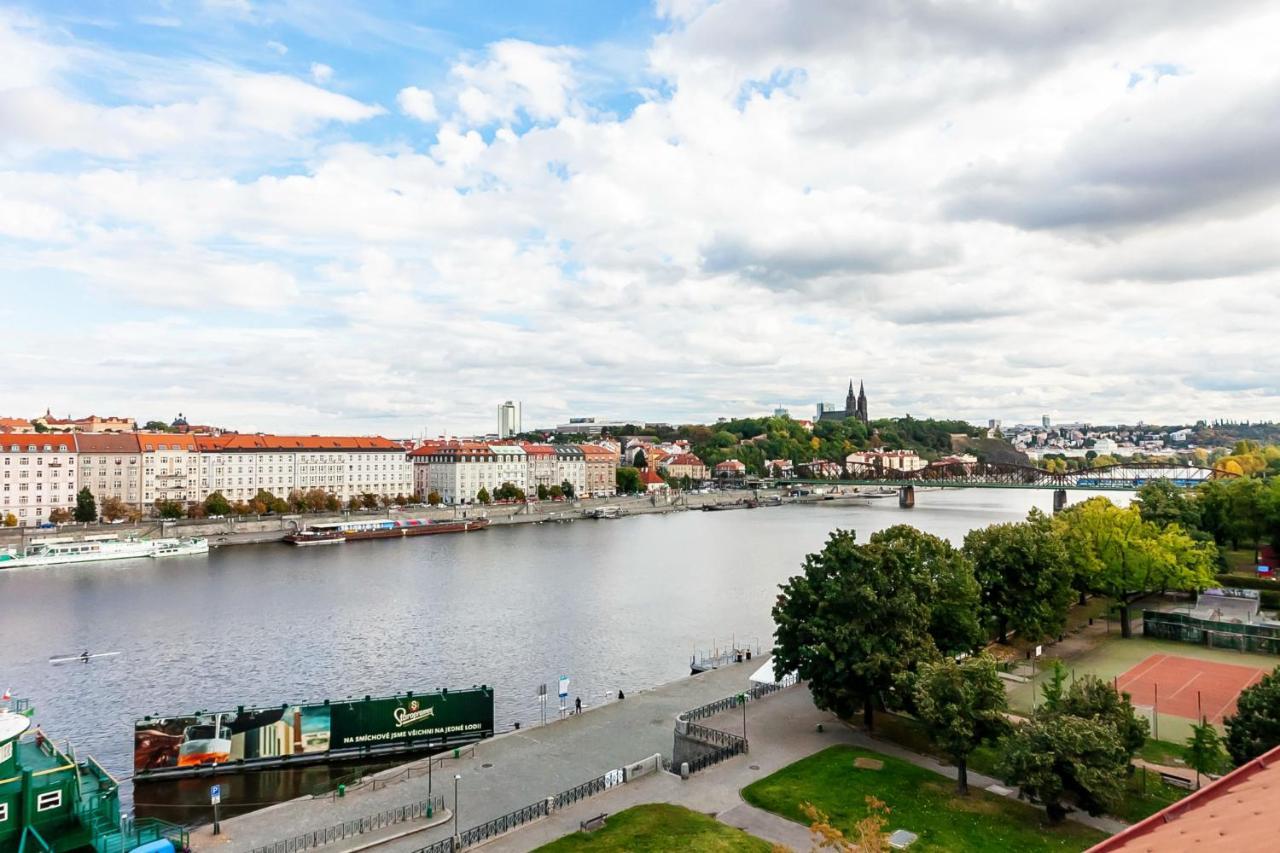 Attic On Waterfront / View / Netflix Appartement *
